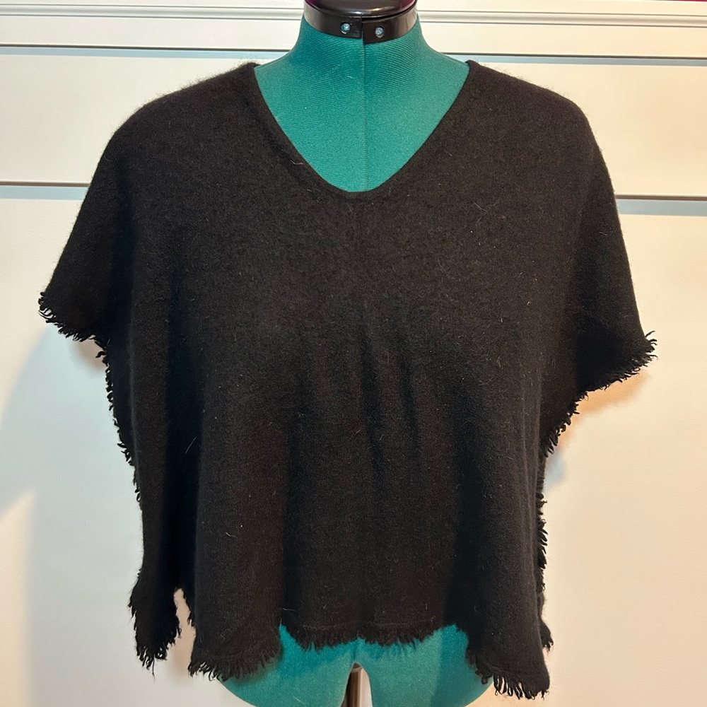 InCashmere Elegant Black Poncho